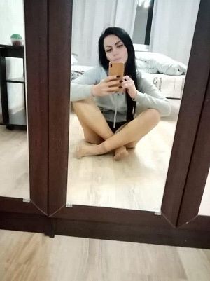 Соня, Брюнетки - фото